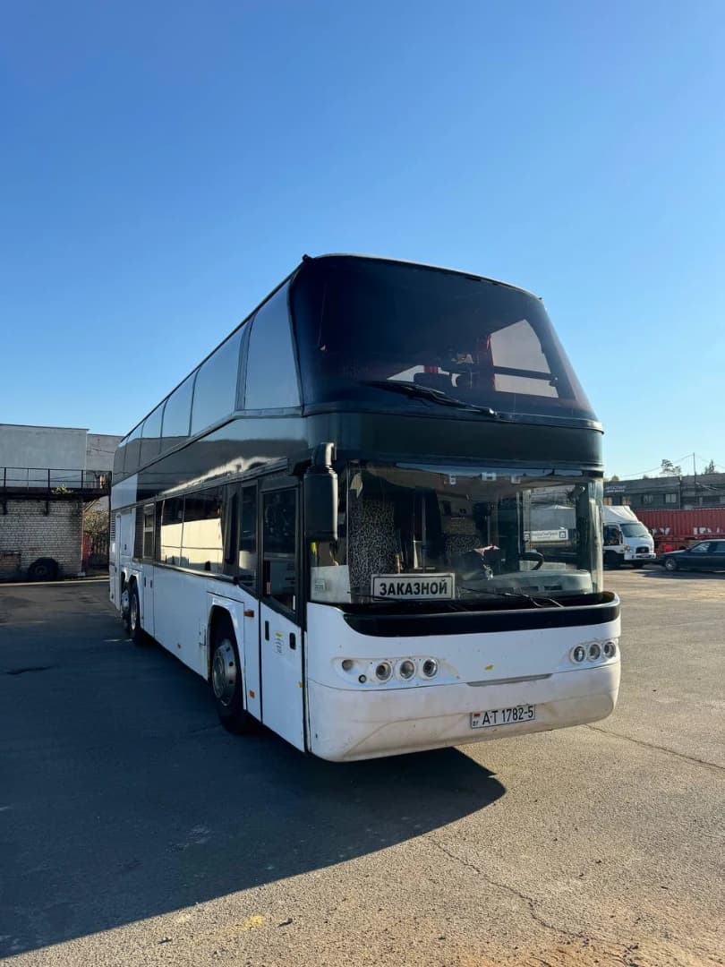 Neoplan 122