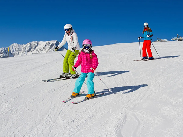 Переход на страницу подбора горнолыжных туров в Россию Горнолыжные туры в Россию из Минска