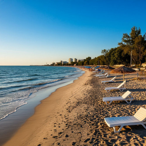 Пейзаж пляжа Коблево при закате.  Тур в Коблево из Минска