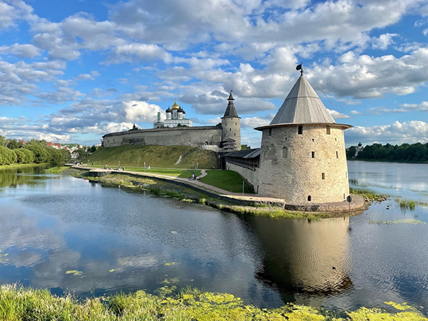 Переход на страницу подбора туров в Псков Туры в Псков из Минска