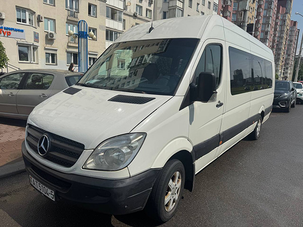 Переход на страницу описания автобуса Mercedes Sprinter 15 мест Аренда автобуса Mercedes Sprinter в Минске